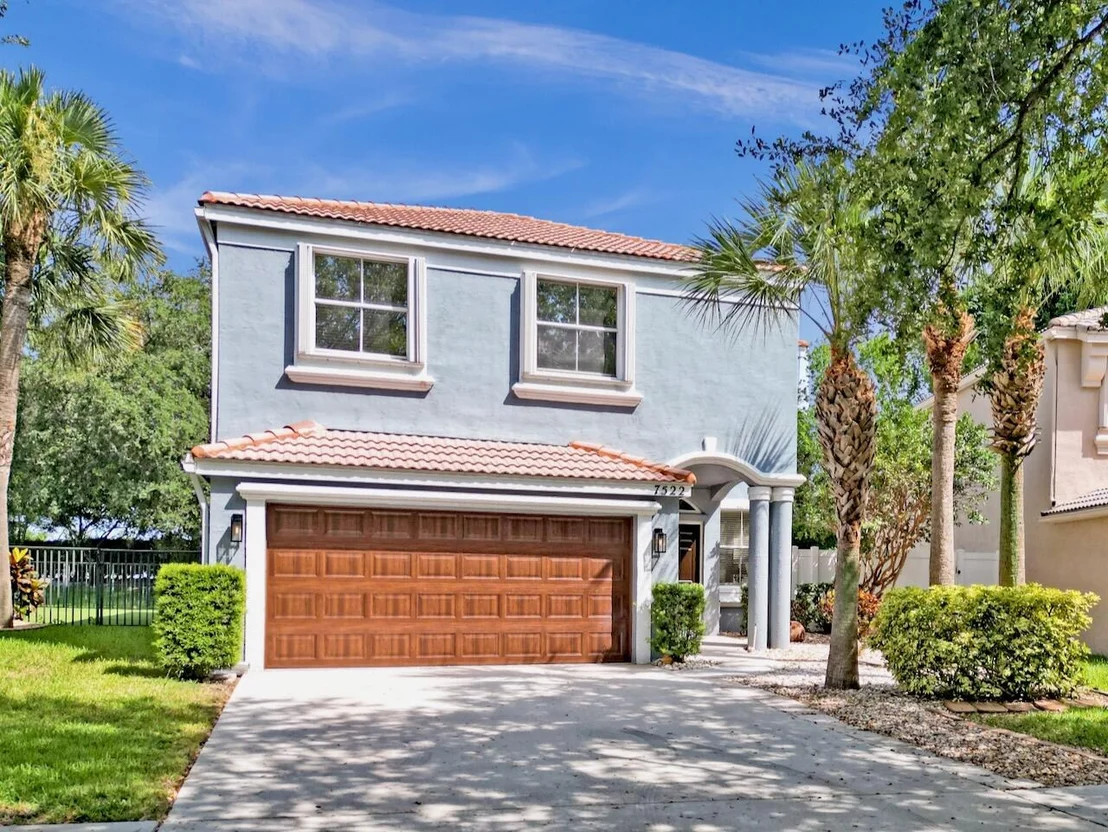 Photo of 7522 Oak Grove Circle