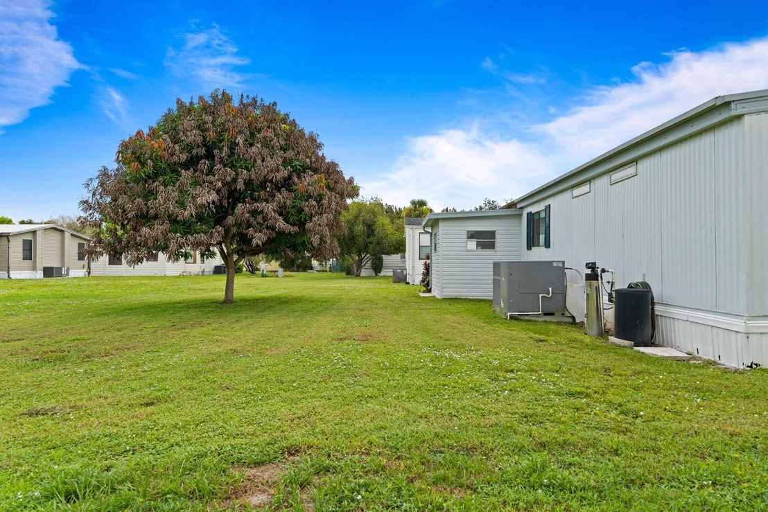 Photo of 2659 SW MONARCH Trail