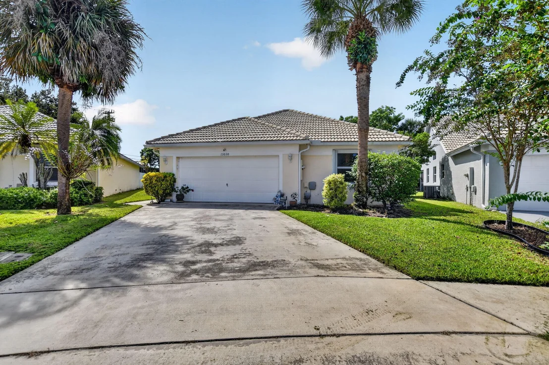 Photo of 13030 Hampton Lakes Circle