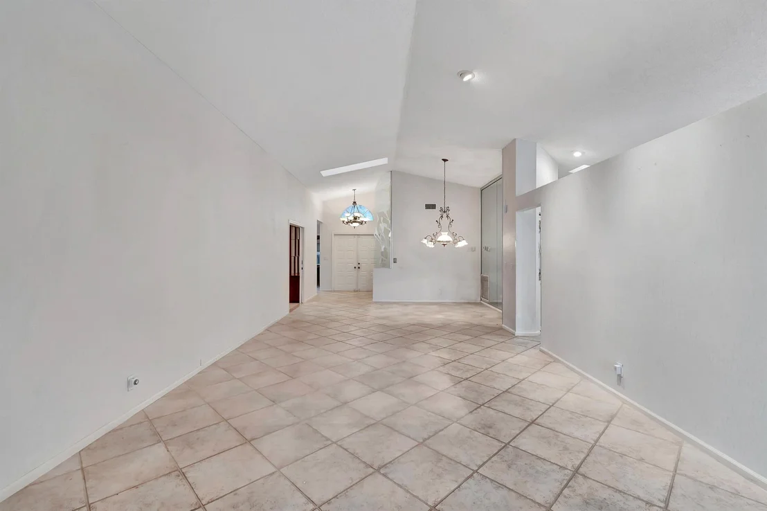 Photo of 7867 Waterfall Terrace
