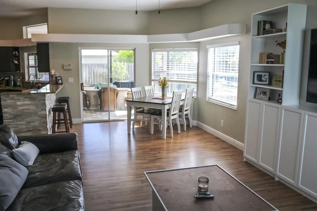 Photo of 5055 3rd Manor