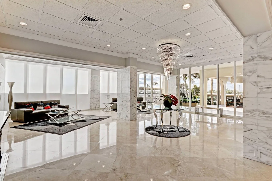 Photo of Unit 607 at 5440 N Ocean Drive