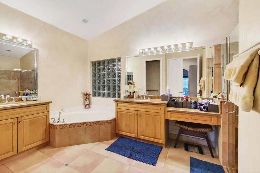 Photo of 6807 W Liseron W