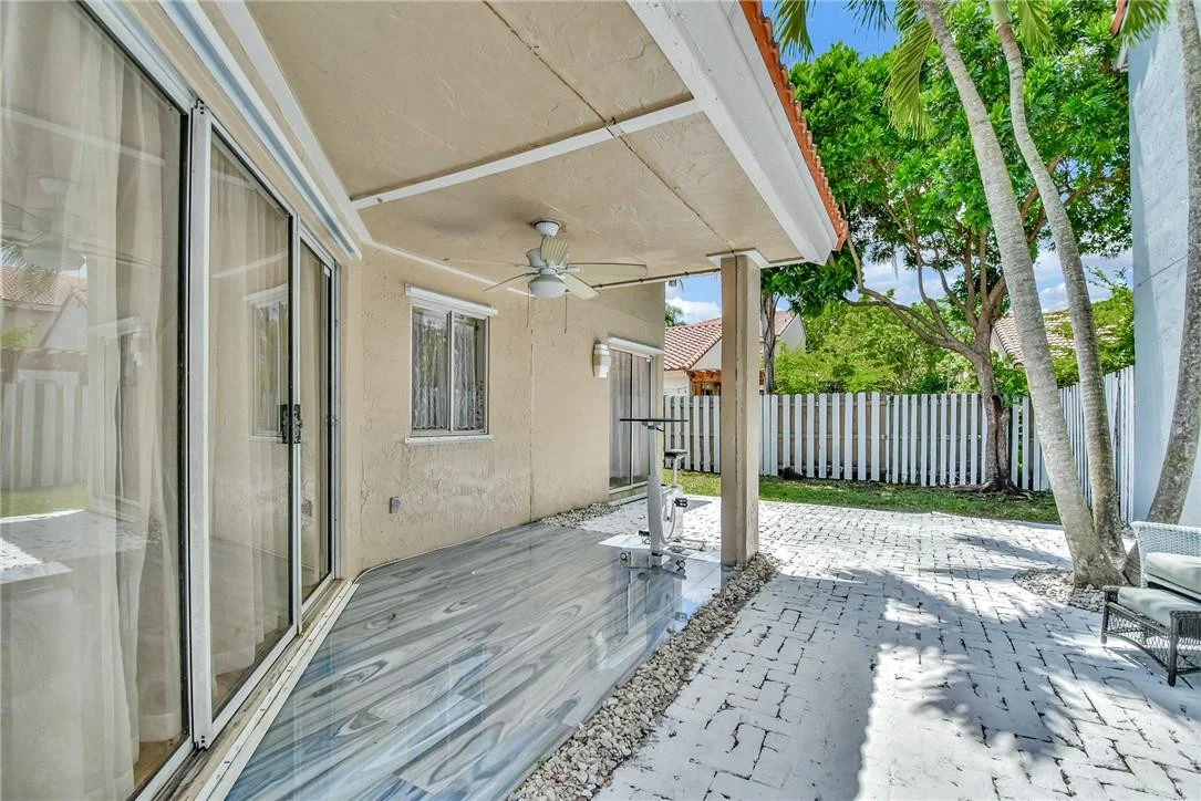 Photo of 1451 Garden Road