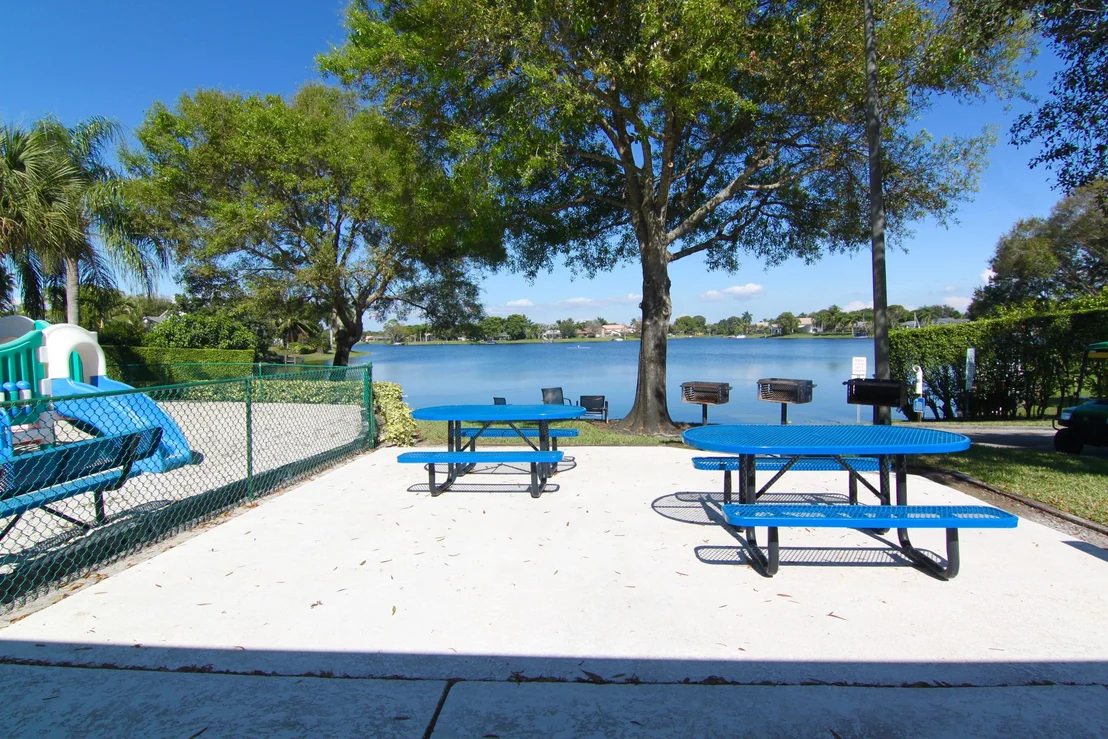 Photo of 1431 Hideaway Bnd Bend