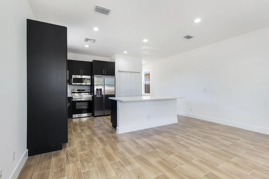 Photo of 315 N E Street