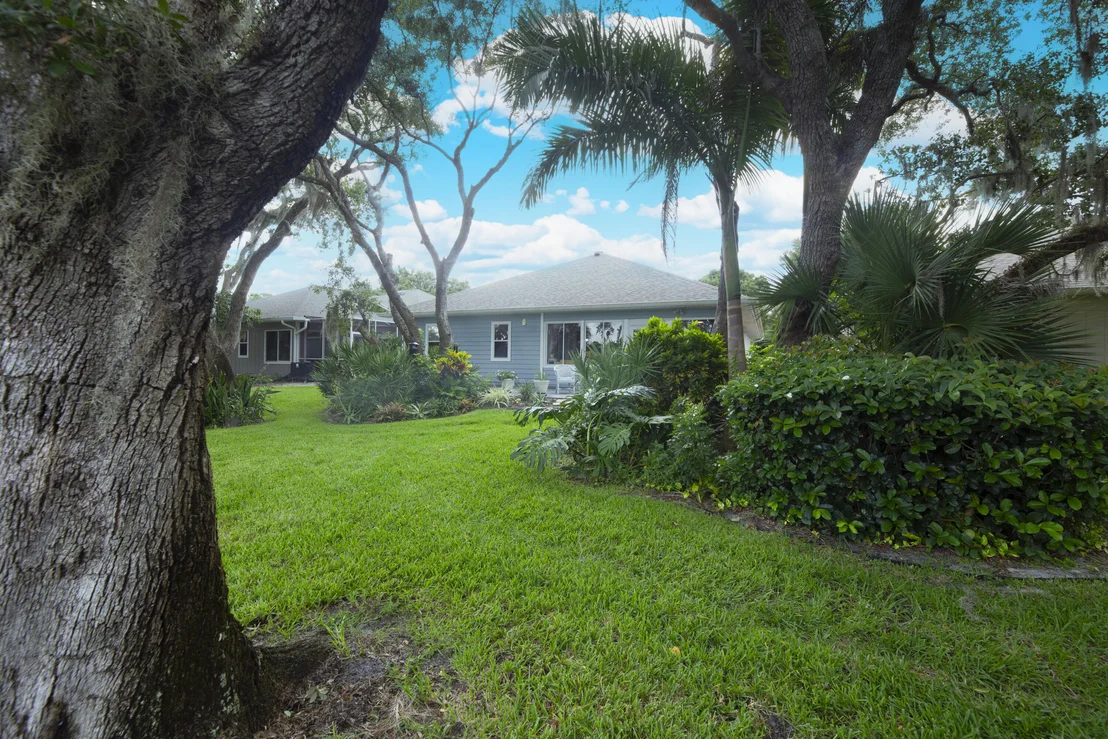 Photo of 401 Tamarind Place
