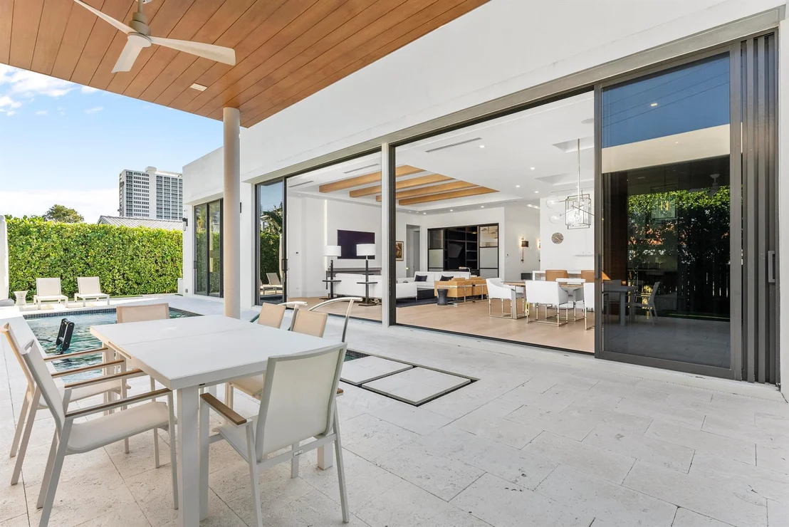 Photo of 811 Granada Drive