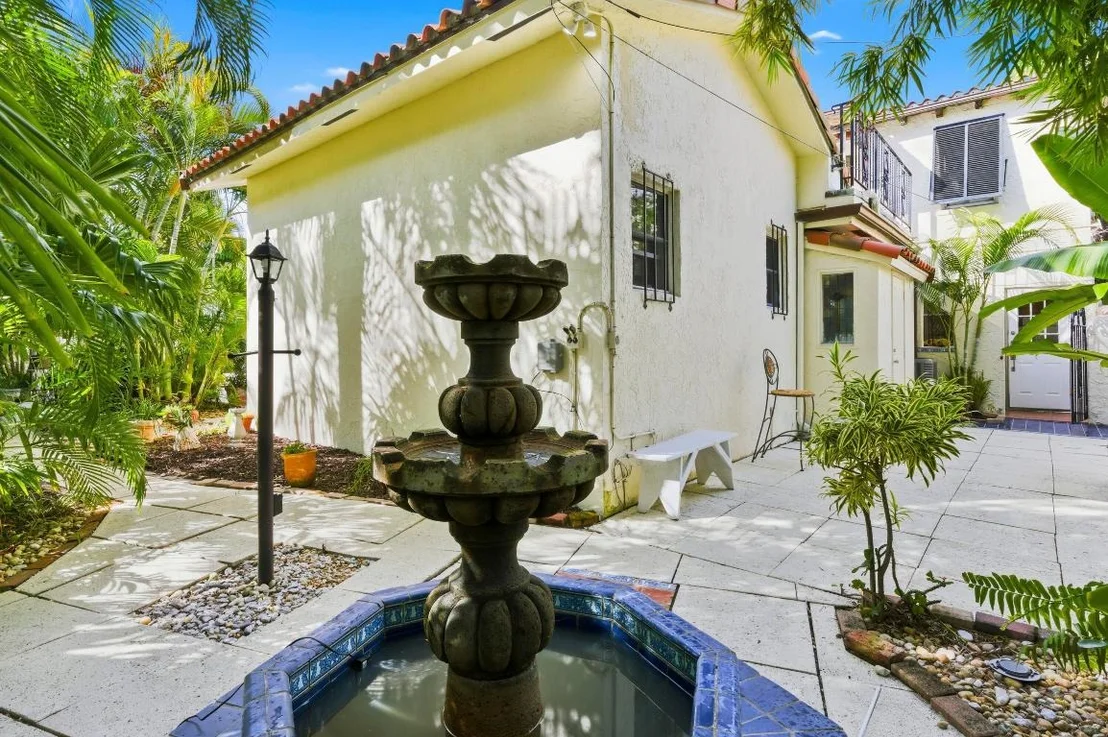 Photo of 281 Granada Road