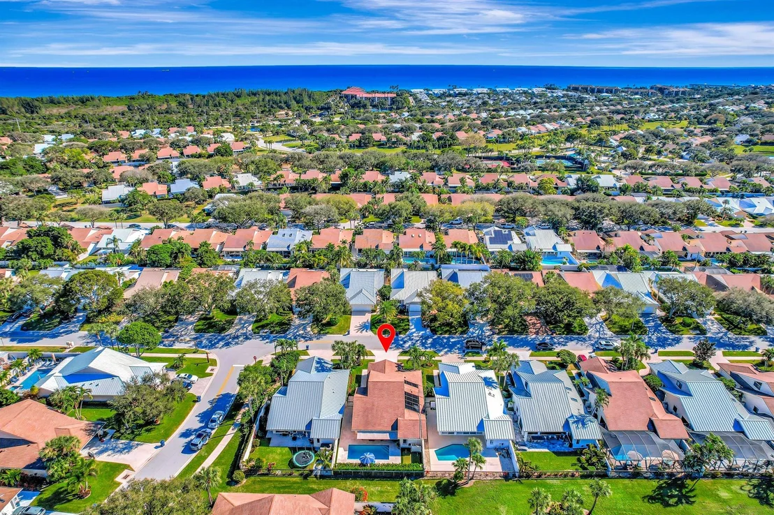 Photo of 242 E River Park Drive