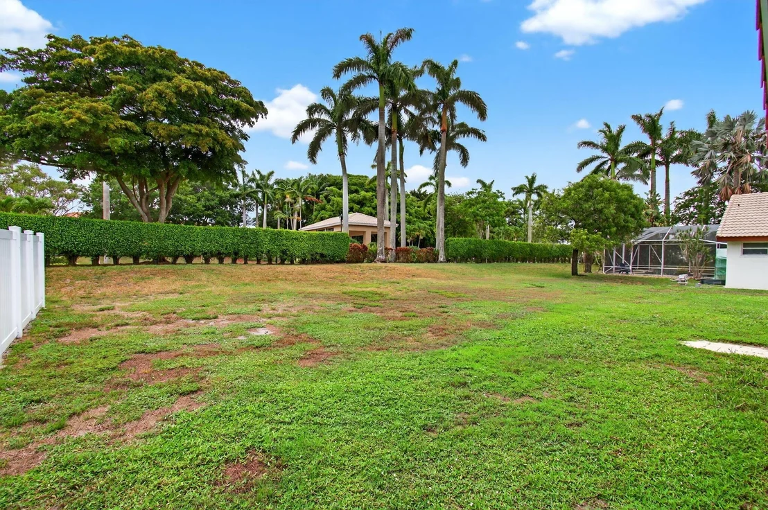 Photo of 6856 Blue Bay Circle