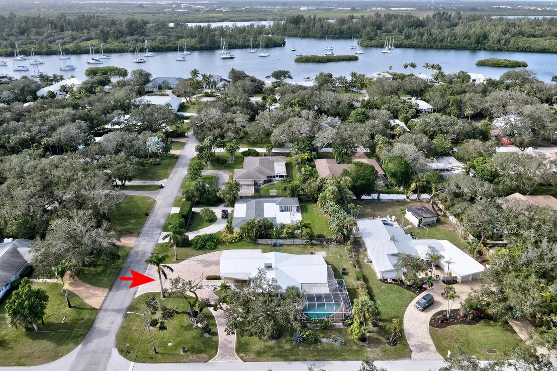 Photo of 215 Conn Way