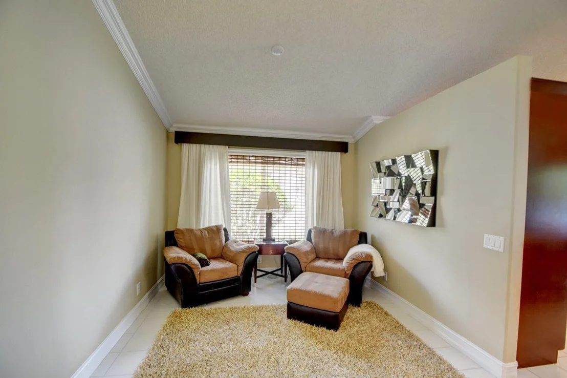Photo of 4699 NW 7th Place