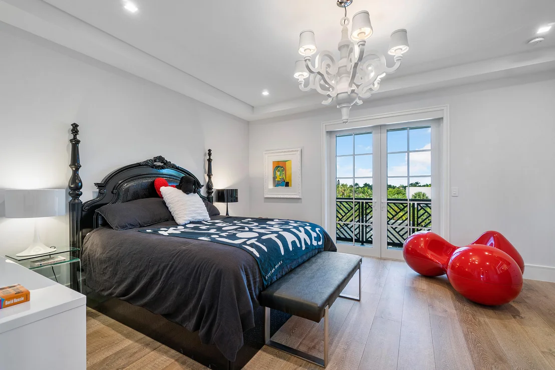 Photo of 3565 N Ocean Boulevard