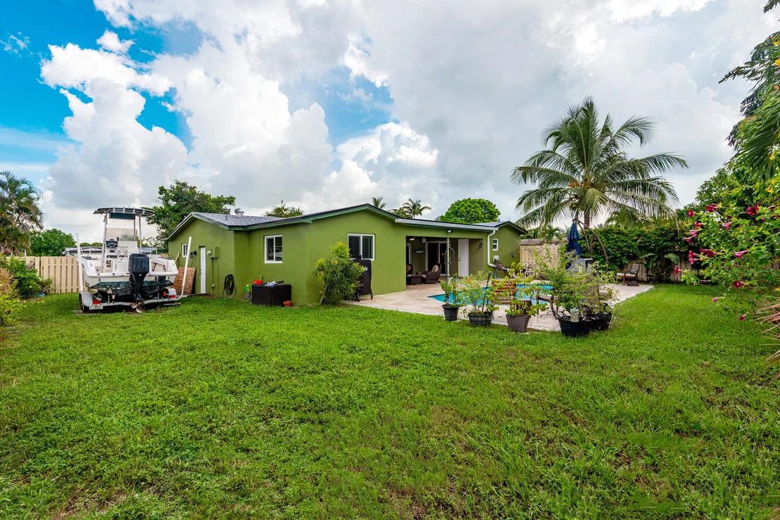 Photo of 6912 NW 5TH Place