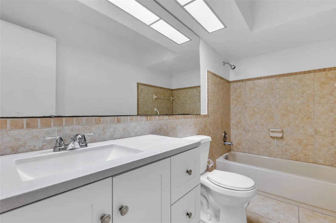 Photo of 4701 Holly Drive