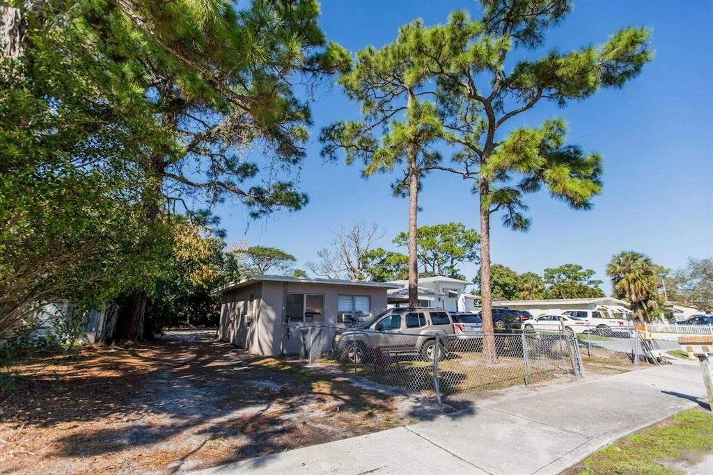 Photo of 819 Rudolf Road