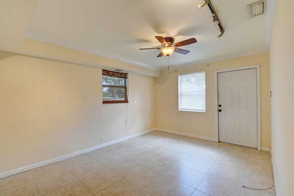 Photo of 15385 Monroe Road