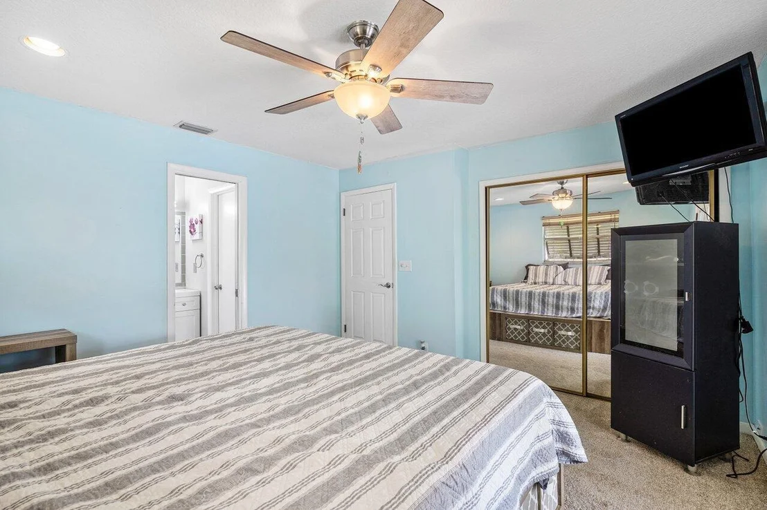 Photo of 7741 4th Terrace