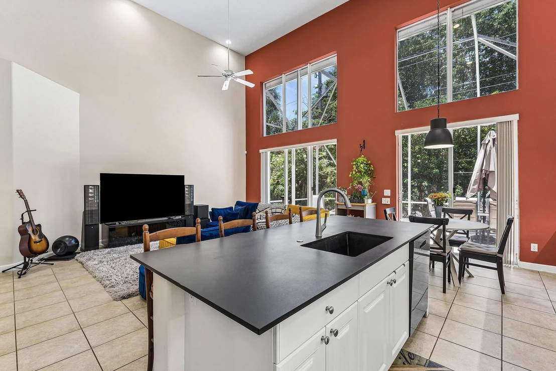 Photo of 4858 S Classical Boulevard