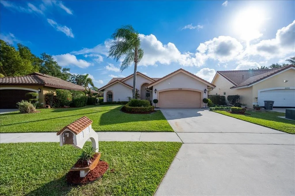 Photo of 5263 Helene Circle