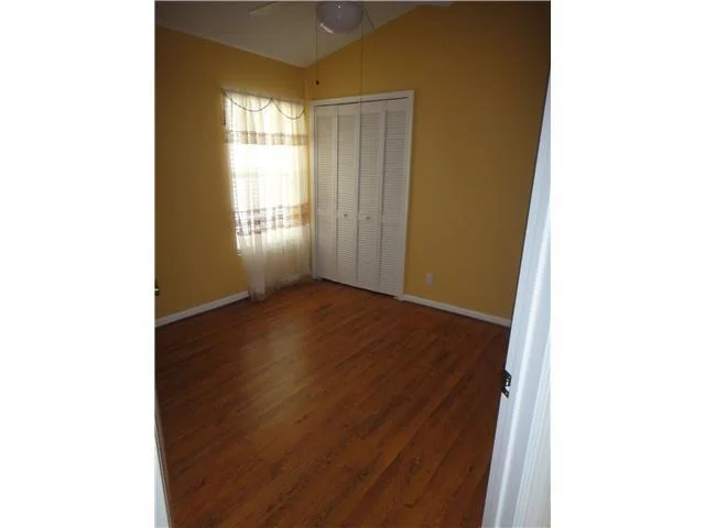 Photo of 3834 Jonathans