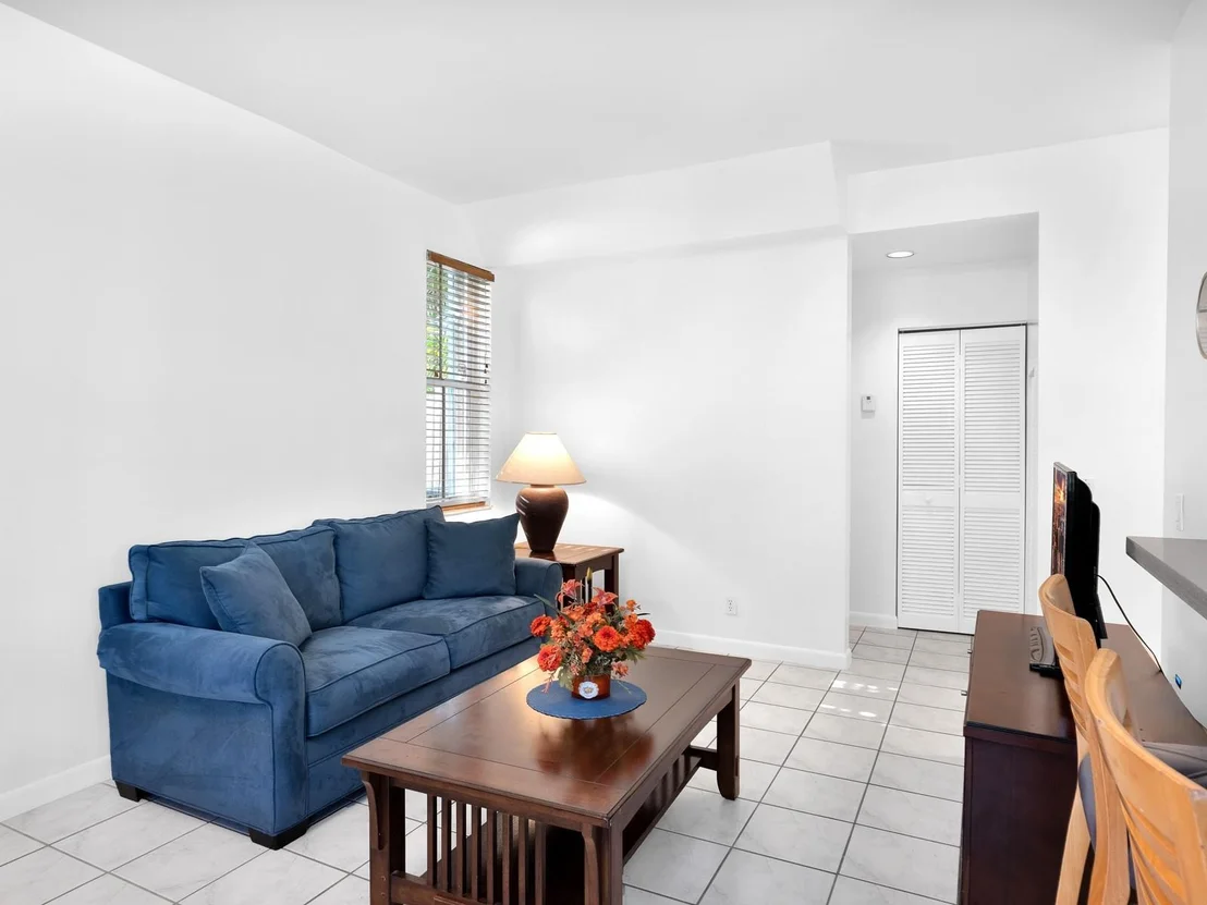 Photo of 820 Savannah Falls Drive