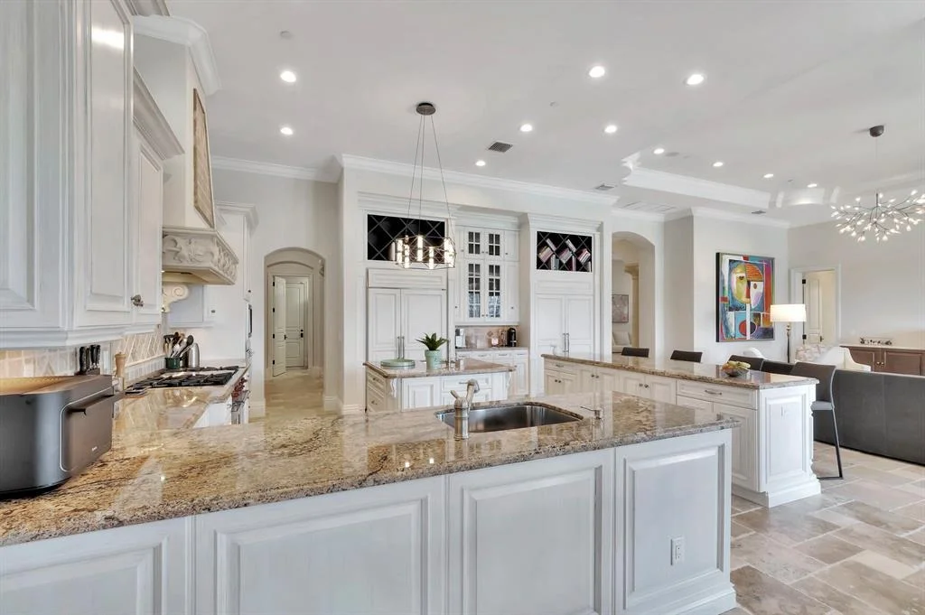 Photo of 4022 S Ocean Boulevard