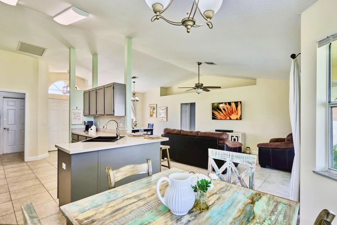 Photo of 431 Quarry Lane