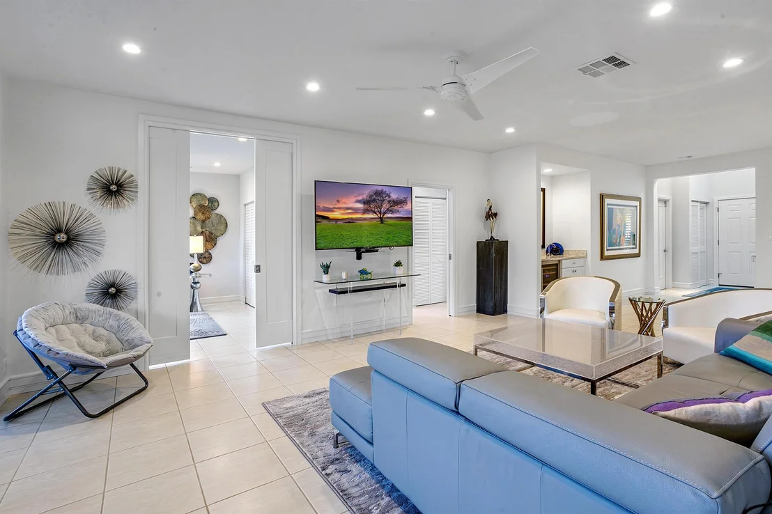 Photo of 604 Captains Way