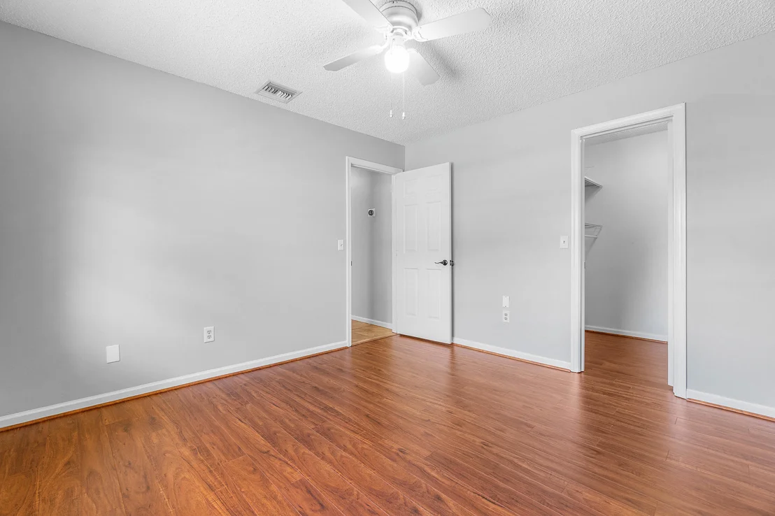 Photo of 4060 Birchwood Drive