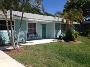 Photo of 5306 Palm Drive
