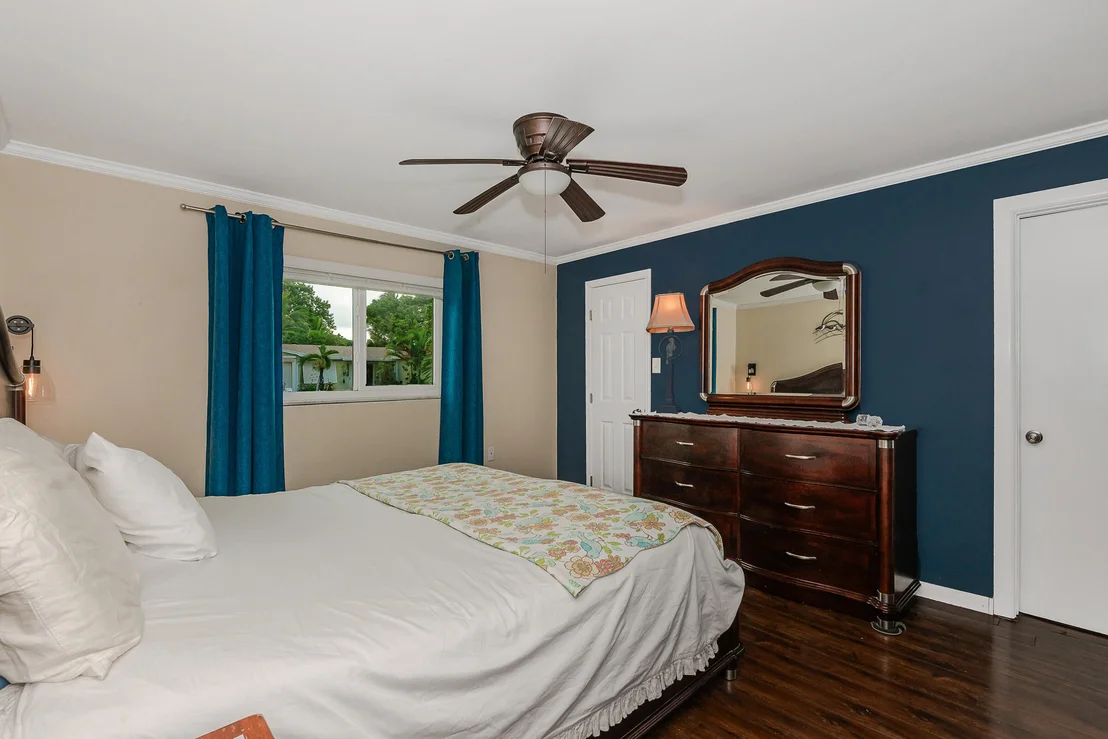 Photo of 6912 NW 5TH Place