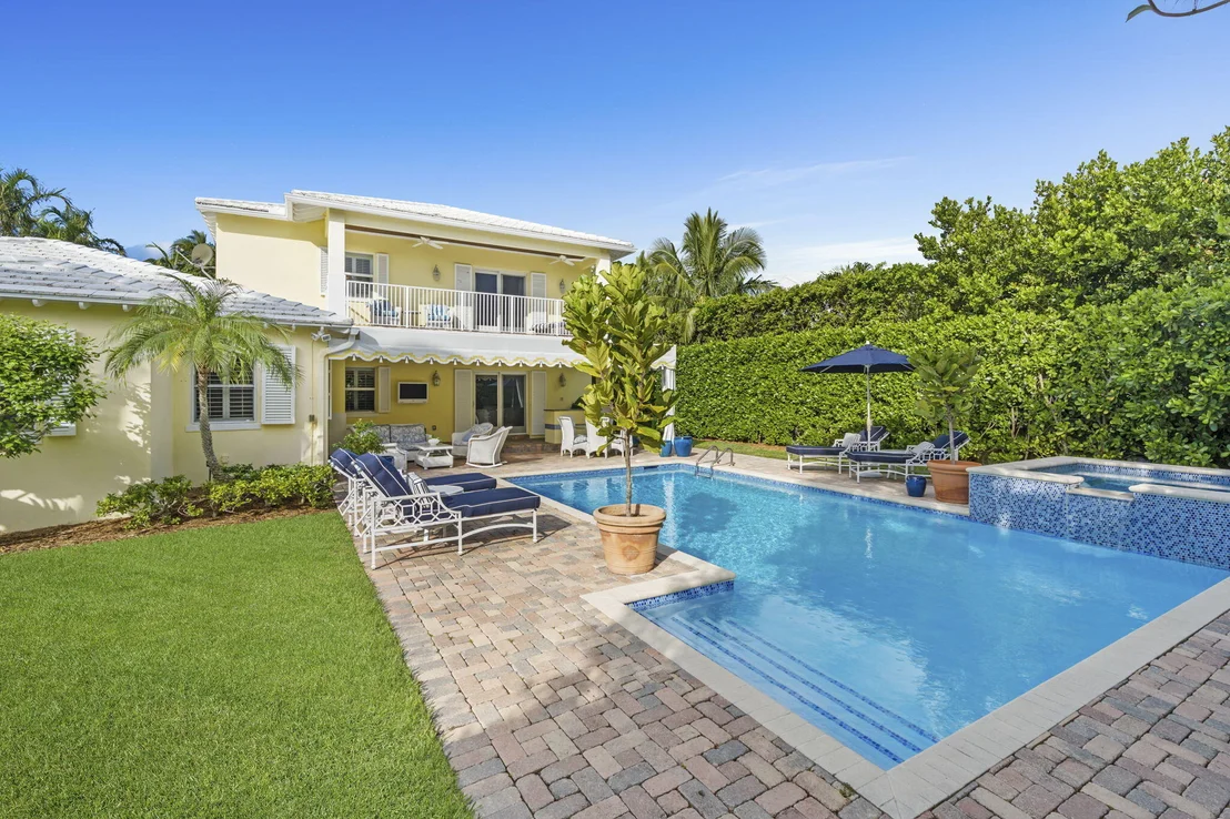Photo of 151 Seagate Road