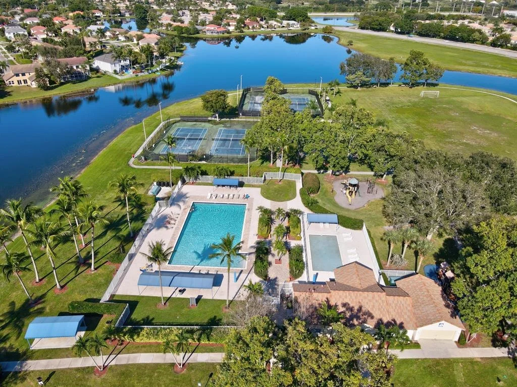Photo of 7770 Springfield Lake Drive