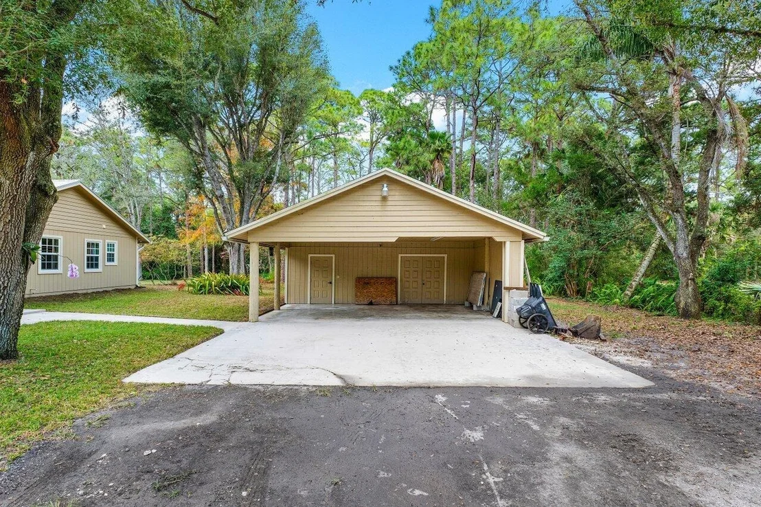 Photo of 13089 Persimmon Boulevard