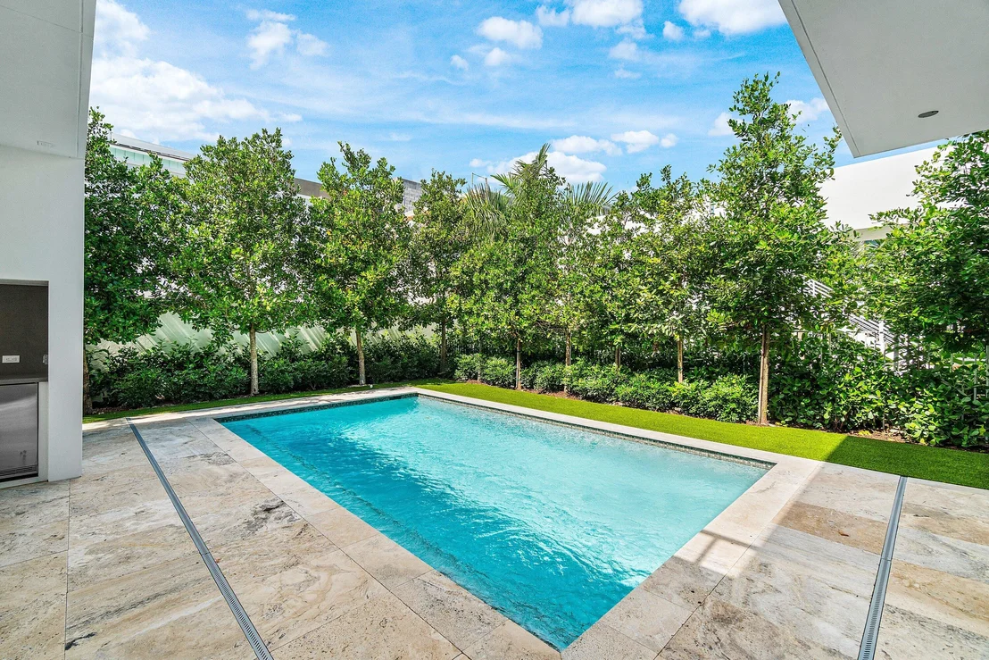 Photo of 810 Palm Trail