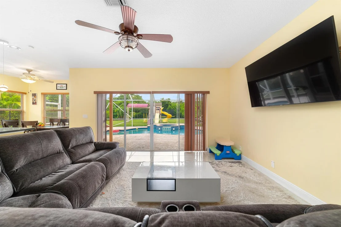 Photo of 21991 Altona Drive