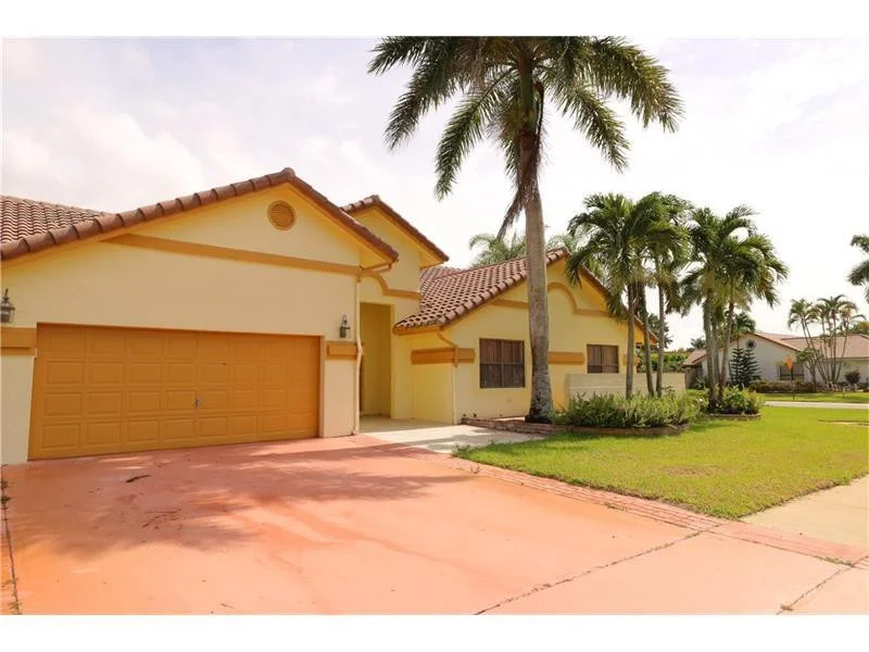 Photo of 9526 Sun Pointe Drive