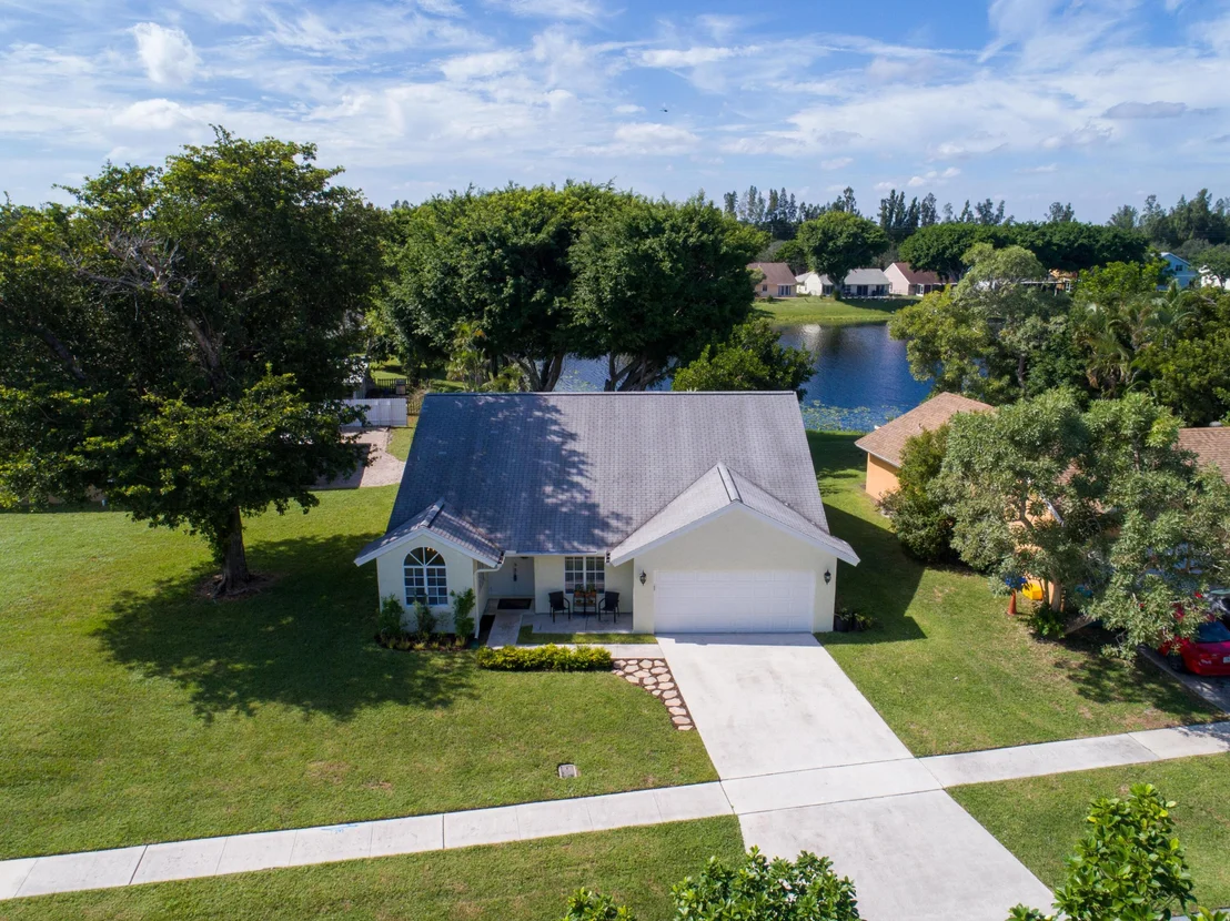 Photo of 1801 Stonehaven Drive
