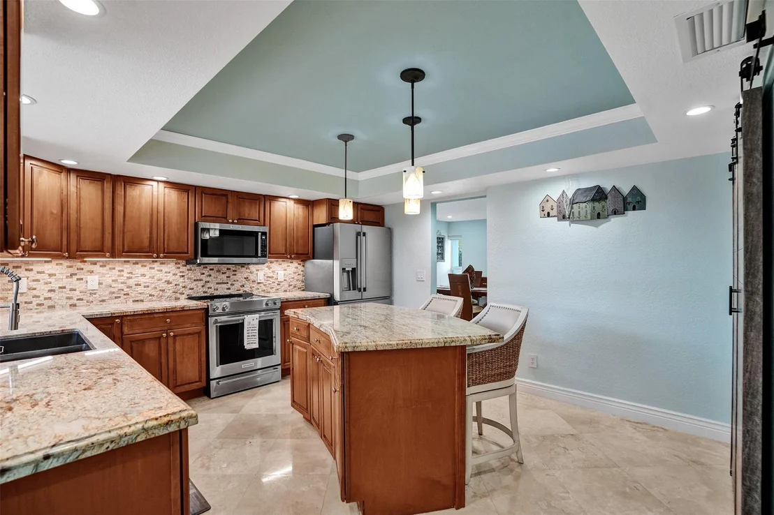 Photo of 660 SE 5th Terrace