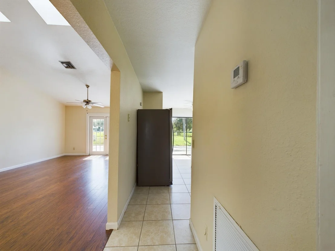 Photo of 4948 SE 44th Street