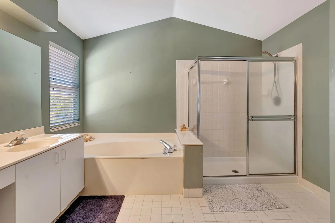 Photo of 8884 Spring Valley Drive