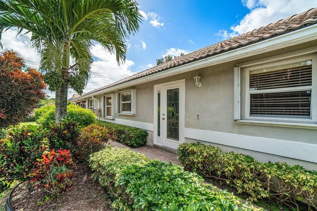 Photo of 5271 Grande Palm Circle