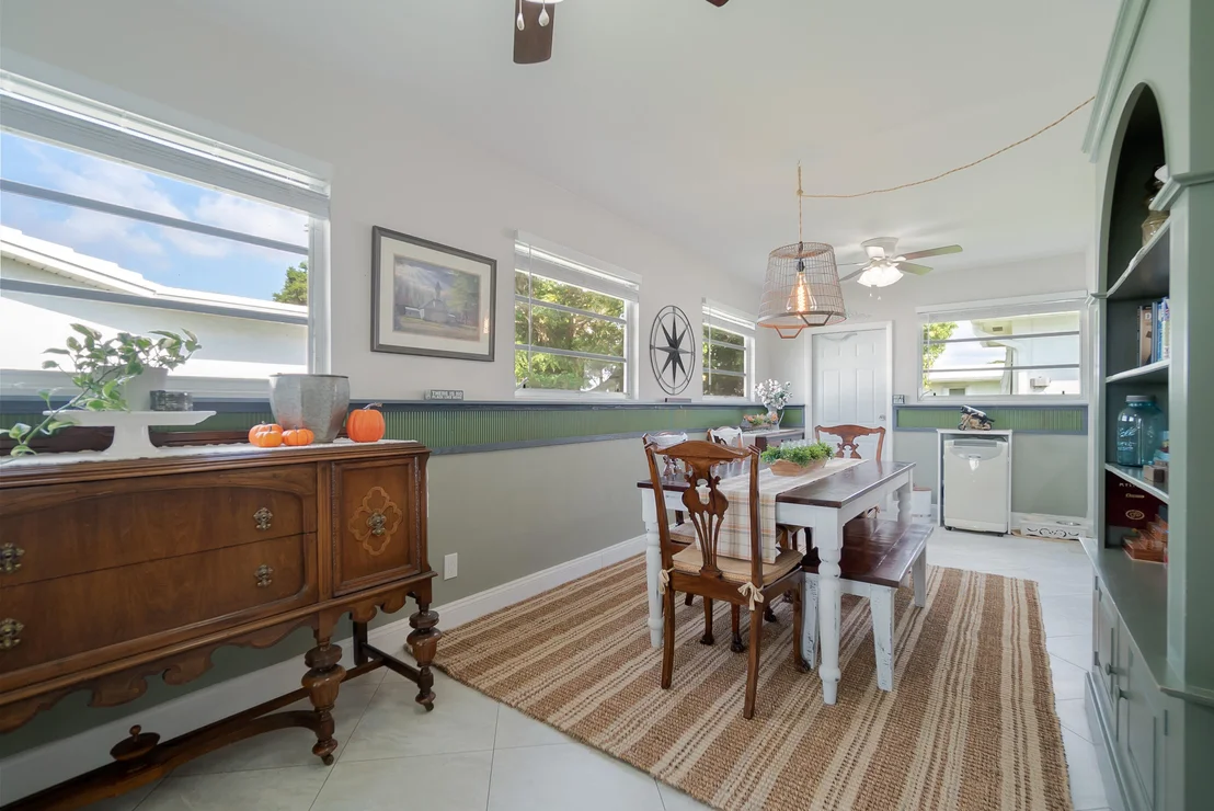 Photo of 101 NW 8th Place