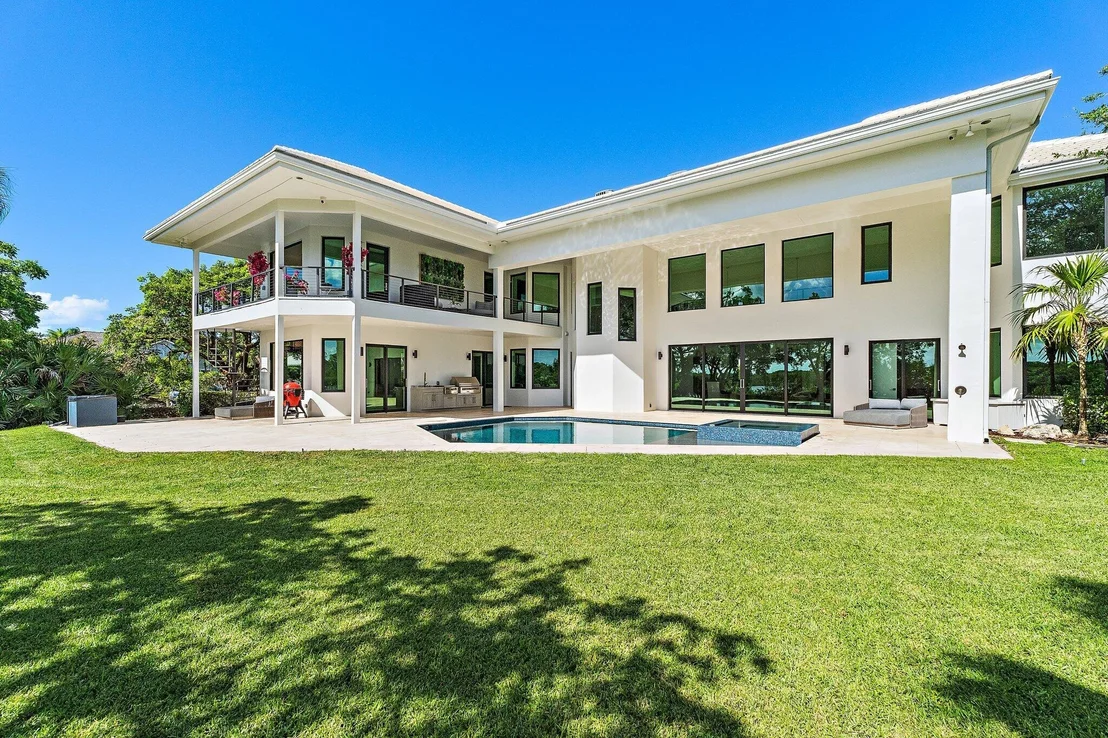 Photo of 8818 SE Riverfront Terrace