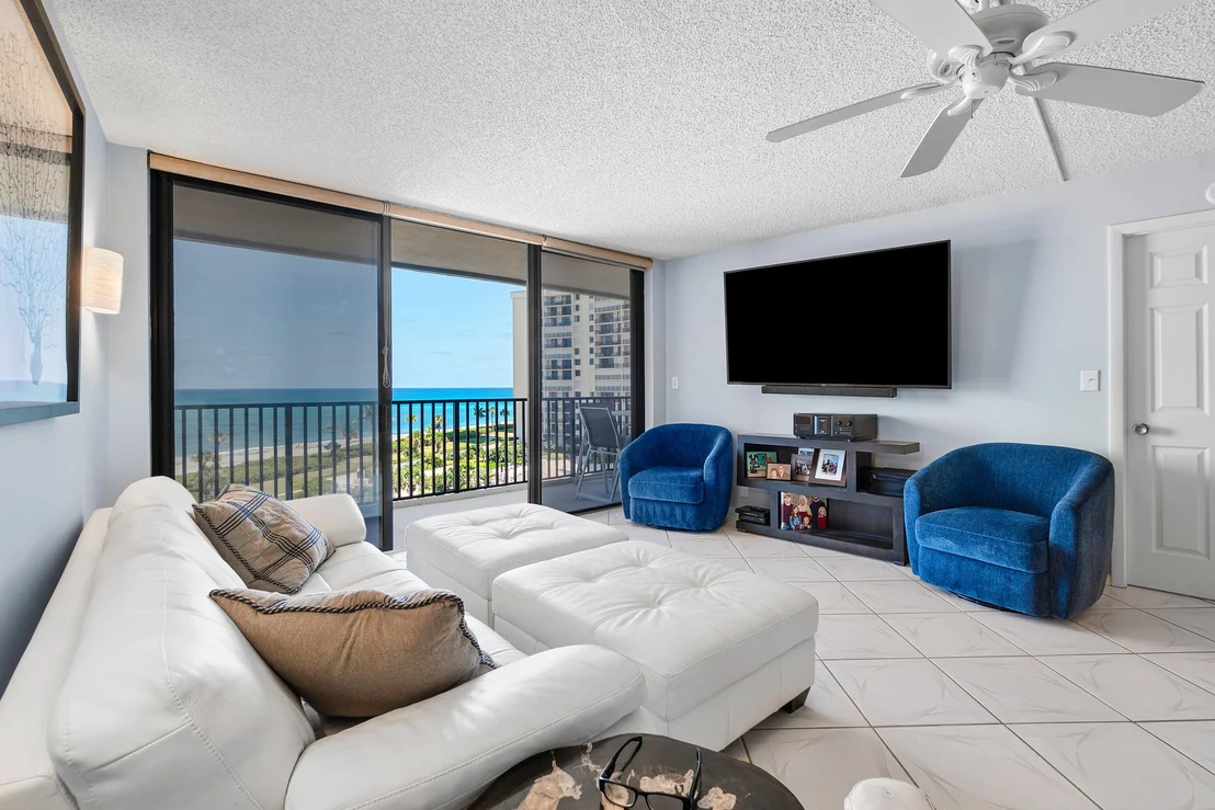 Photo of Unit 607 at 400 Ocean Trail Way