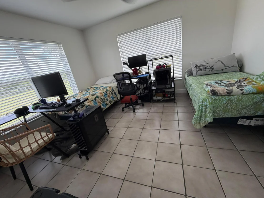 Photo of 34955 NE 4th Drive