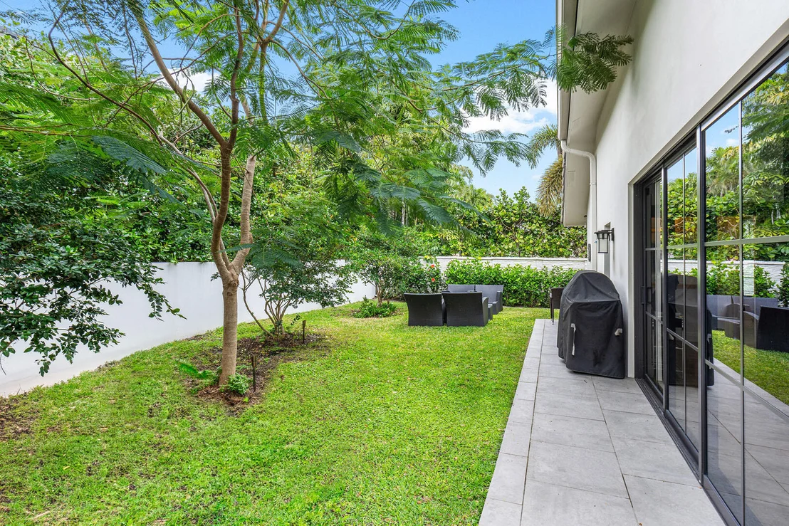 Photo of 2249 W Silver Palm Road