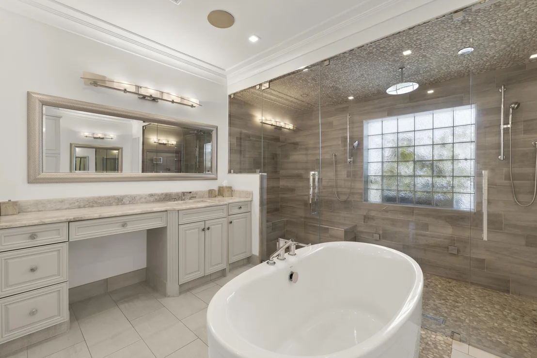 Photo of 103 River Drive